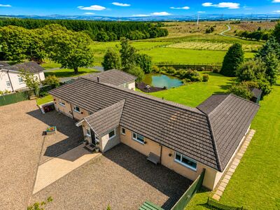 East Kilbride, 5 bedroom Detached House for sale, &pound;575,000