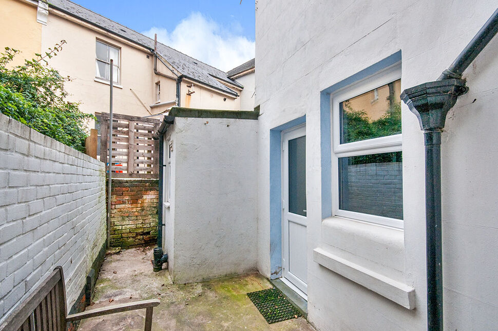 Rear Courtyards