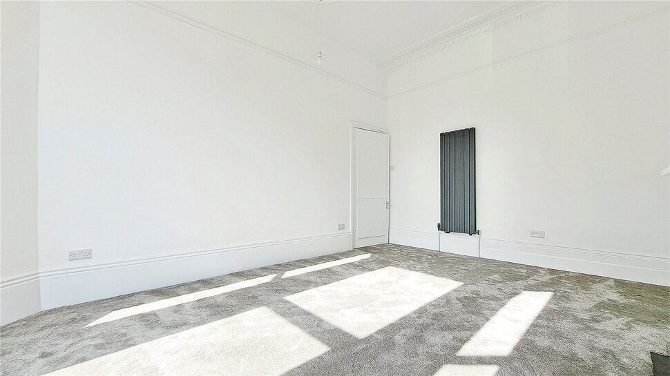 Lounge / Dining Room