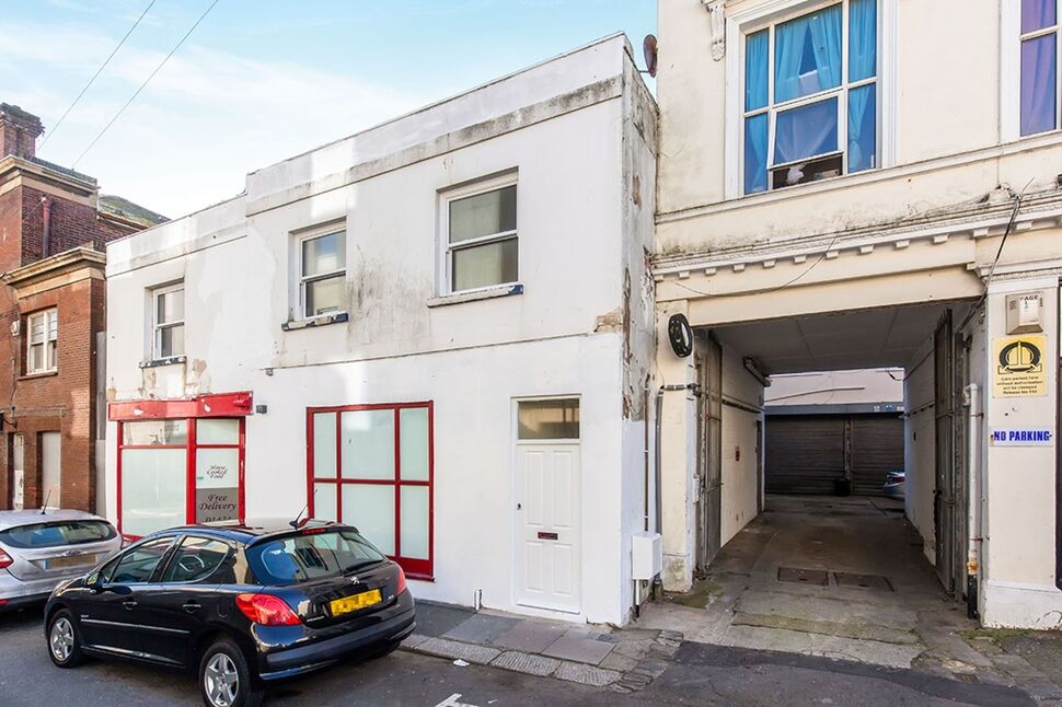 Main image of 1 bedroom Room to rent, Western Road, St. Leonards-On-Sea, East Sussex, TN37