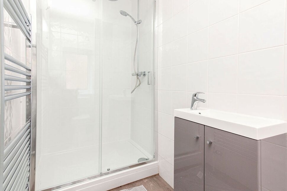 En-Suite Shower / WC