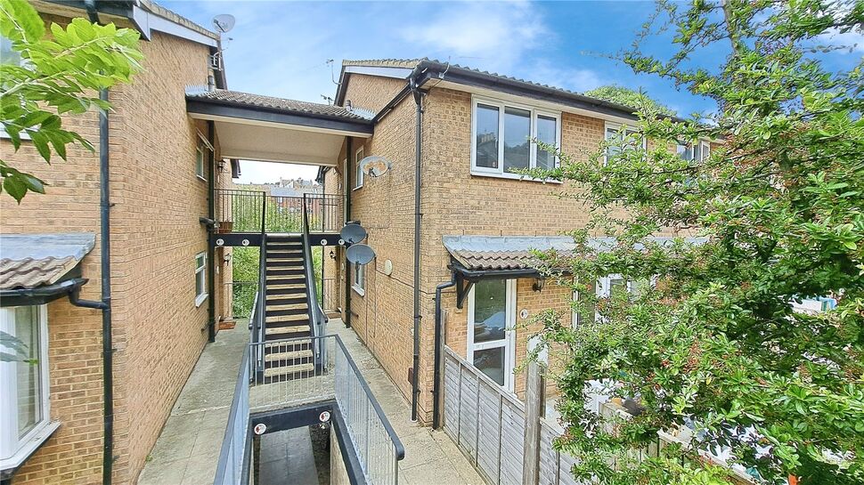 Main image of 2 bedroom  Flat to rent, Pinders Road, Hastings, East Sussex, TN35