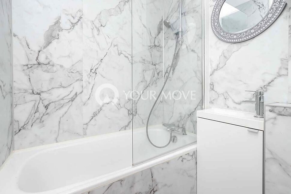 Bathroom / WC