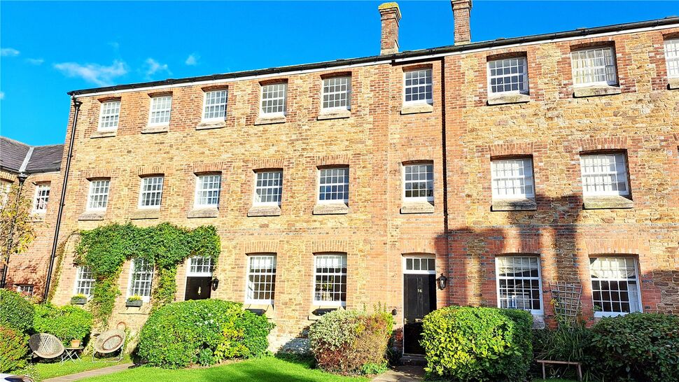 Main image of 3 bedroom Mid Terrace House to rent, Frederick Thatcher Place, North Trade Road, East Sussex, TN33