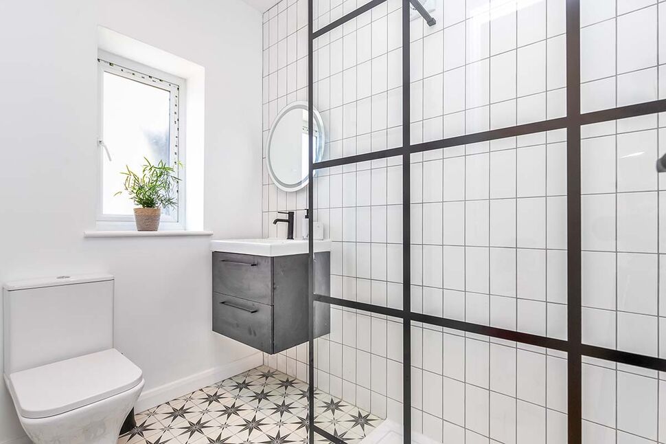 Shower Room / Wc