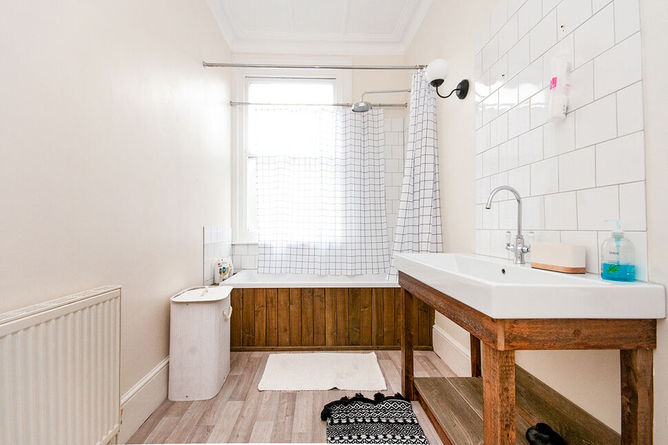 Bathroom / Wc