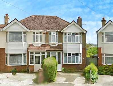 Park Drive, 4 bedroom Semi Detached House for sale, £425,000