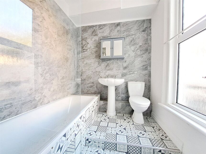 Bathroom / Wc