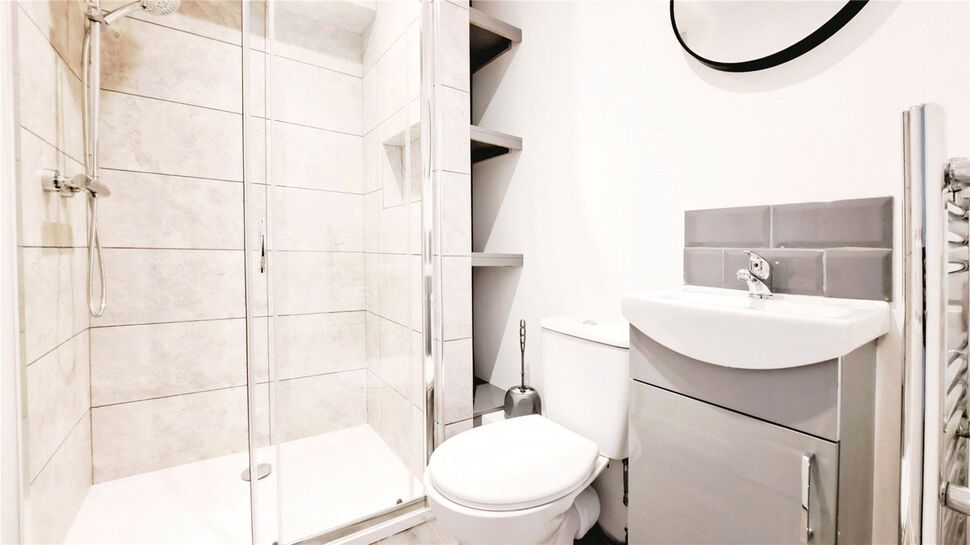 Shower Room / Wc