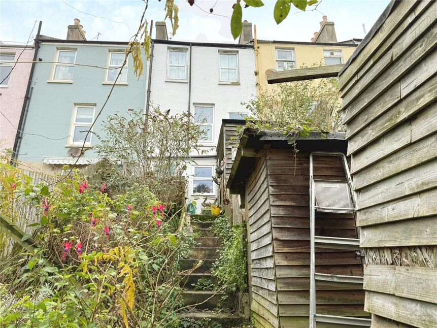 4 bedroom Mid Terrace House for sale, Harold Road, Hastings, TN35 £