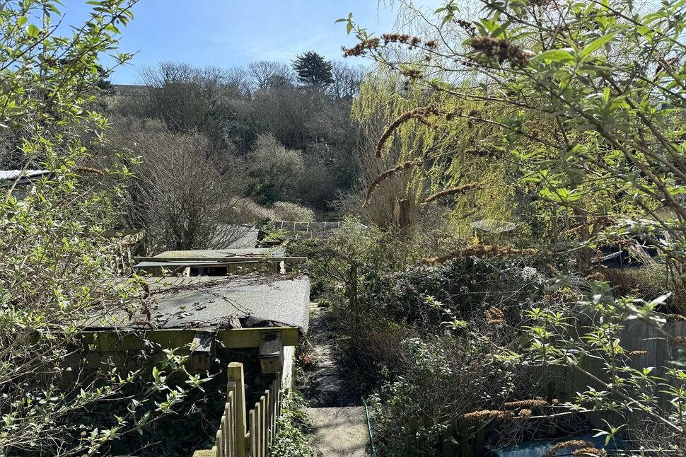 4 bedroom Mid Terrace House for sale, Harold Road, Hastings, TN35 £