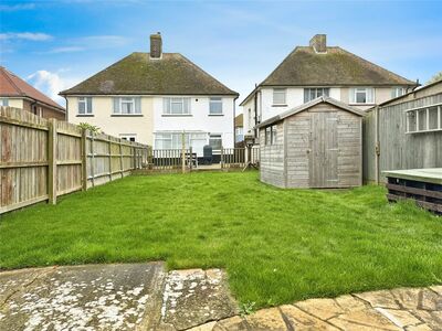 Hythe Avenue, 3 bedroom Semi Detached House for sale, £365,000