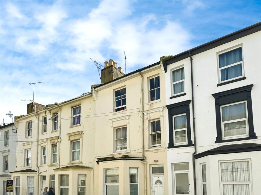 Main image of 2 bedroom  Flat for sale, Earl Street, Hastings, East Sussex, TN34