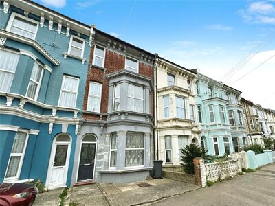Mount Pleasant Road, 5 bedroom Mid Terrace House for sale, £300,000