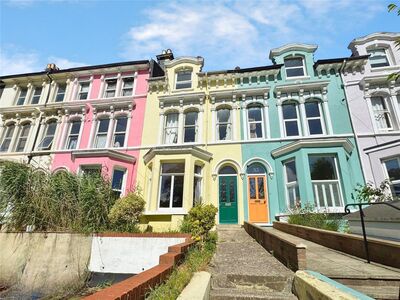 St. Helens Road, 4 bedroom Mid Terrace House for sale, &pound;450,000
