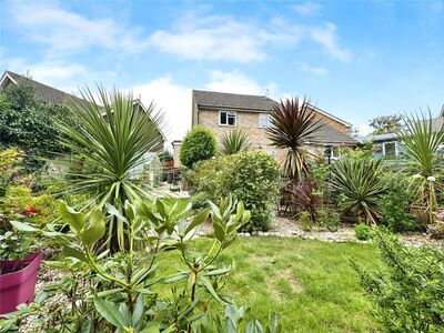 Heathfield Close, 4 bedroom Detached House for sale, £415,000