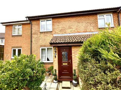 Longacre Close, 4 bedroom End Terrace House for sale, £350,000