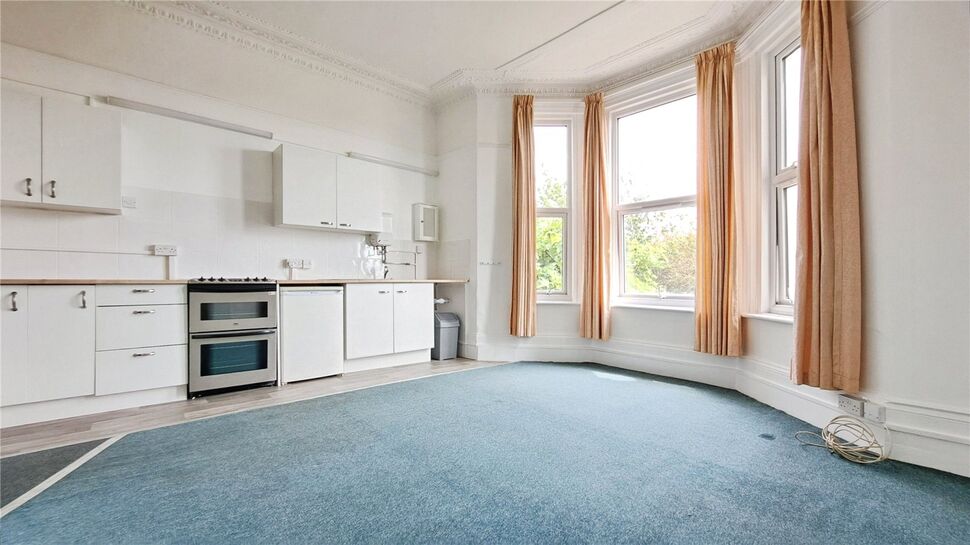 Living Room / Kitchen area