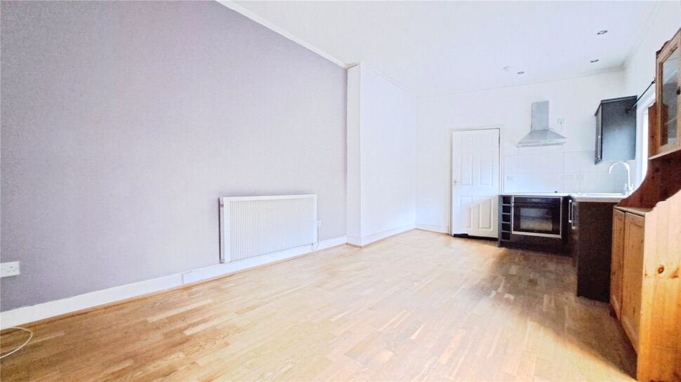 Studio Room