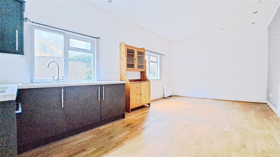 Studio Room