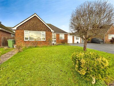 Greenacres, 2 bedroom Link Detached Bungalow for sale, &pound;360,000