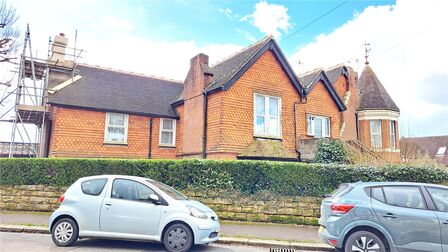 2 bedroom  Flat to rent