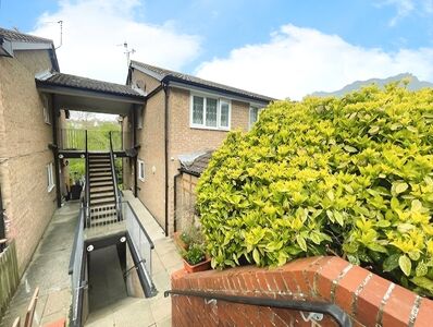 2 bedroom  Flat for sale
