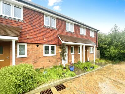 2 bedroom Mid Terrace House for sale