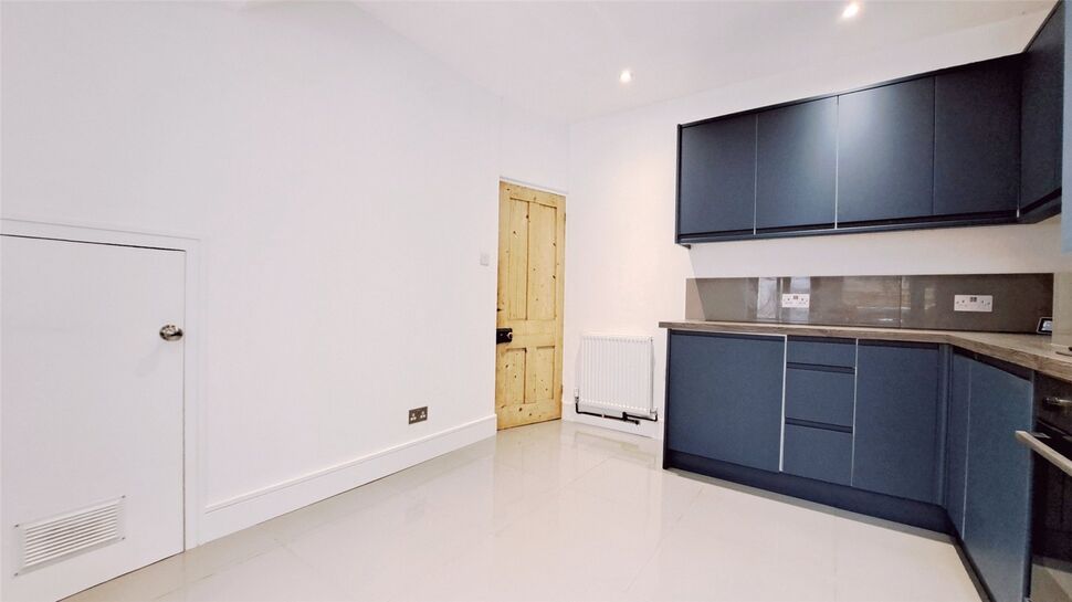 Kitchen / Breakfast Room