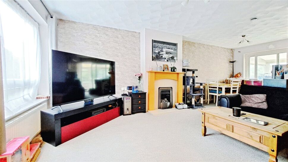 Lounge / Dining Room
