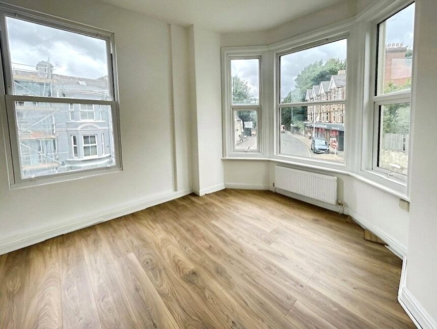 Living Room / Kitchen