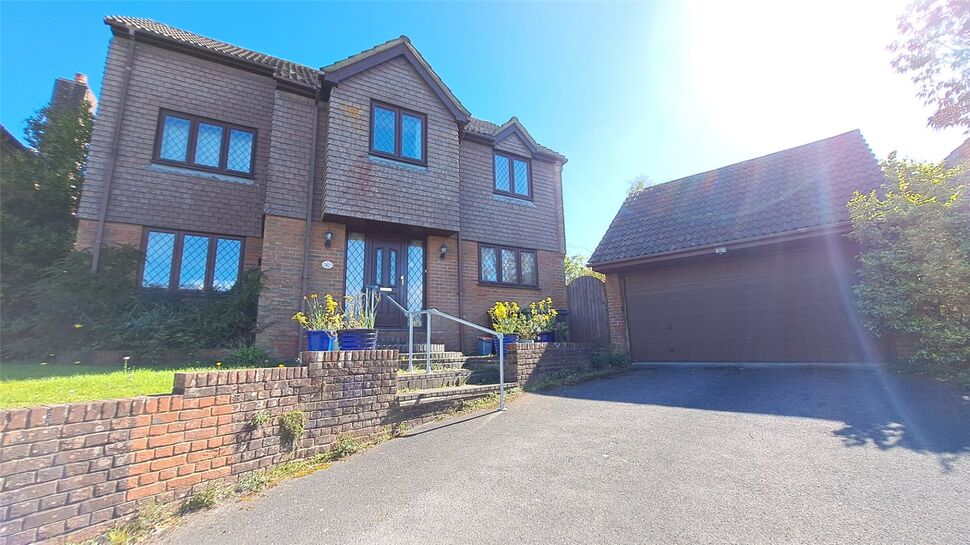 Main image of 4 bedroom Detached House to rent, Starrs Mead, Battle, East Sussex, TN33
