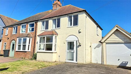 New Winchelsea Road, 3 bedroom Semi Detached House to rent, &pound;1,495 pcm