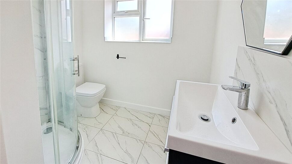 Shower Room / Wc