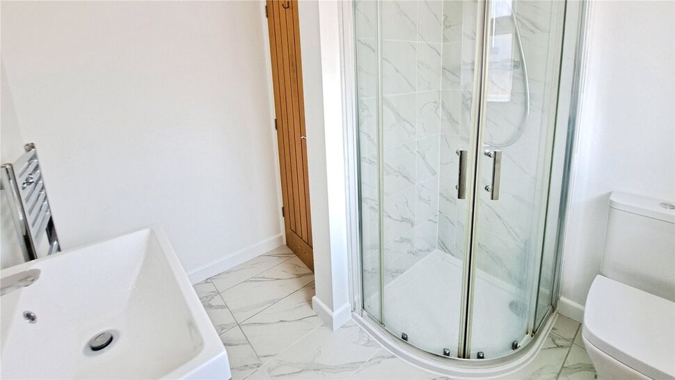 Shower Room / Wc