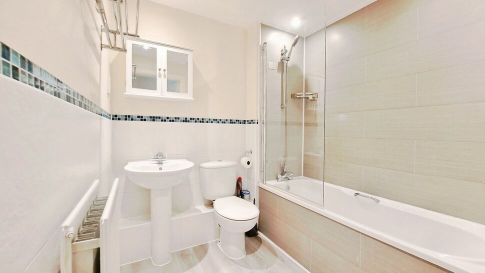 Bathroom / Wc