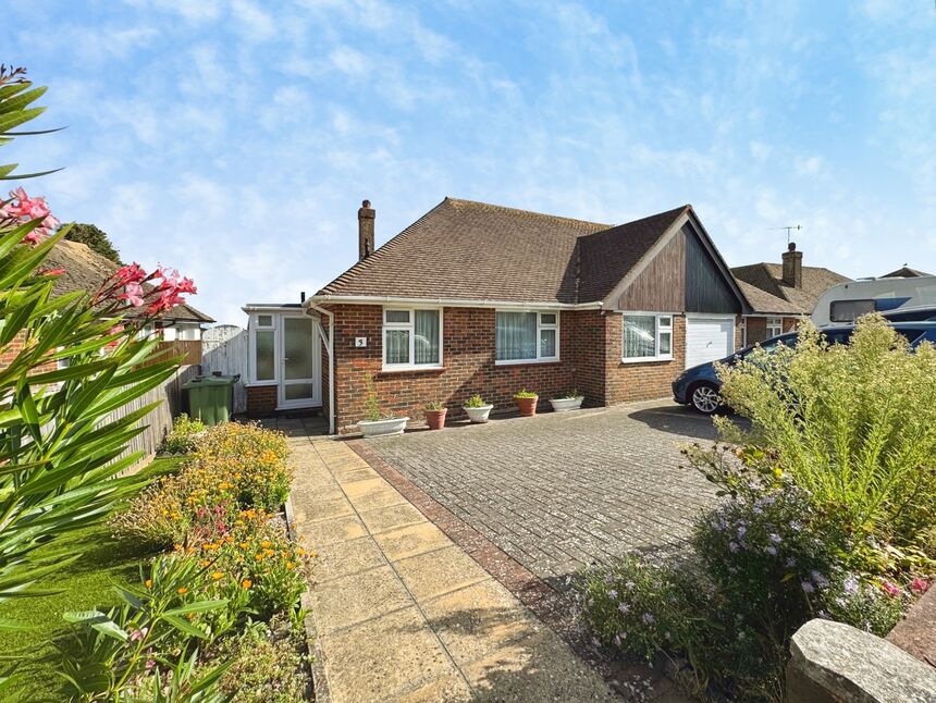Main image of 3 bedroom Semi Detached Bungalow for sale, Laburnum Gardens, Bexhill-on-Sea, East Sussex, TN40