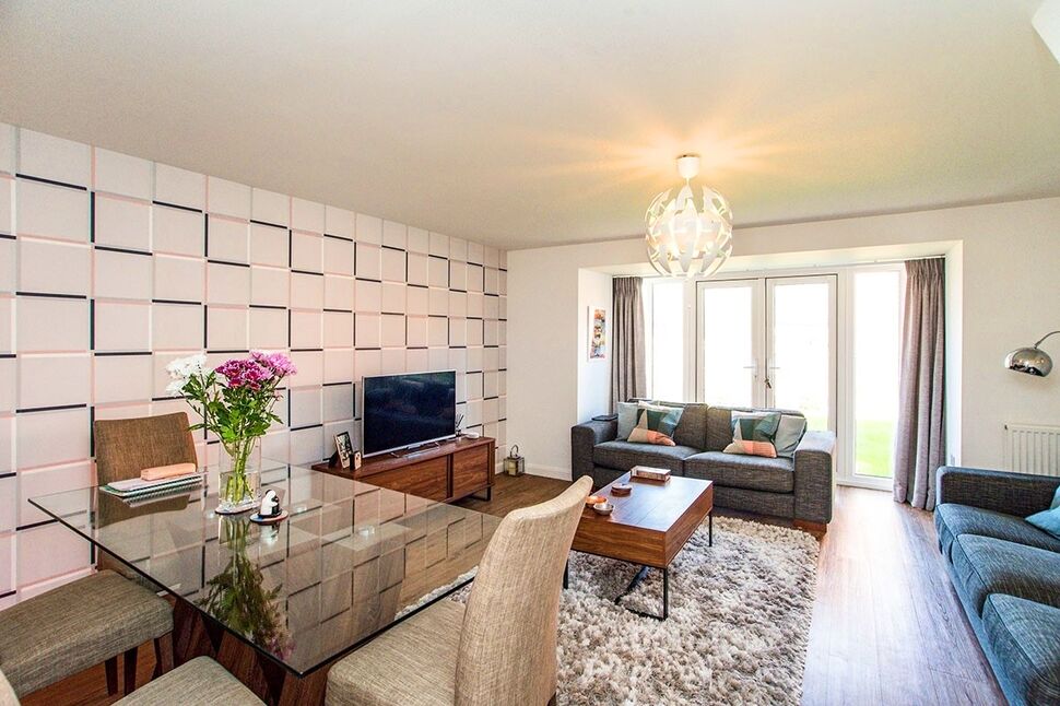 Lounge / Dining Room