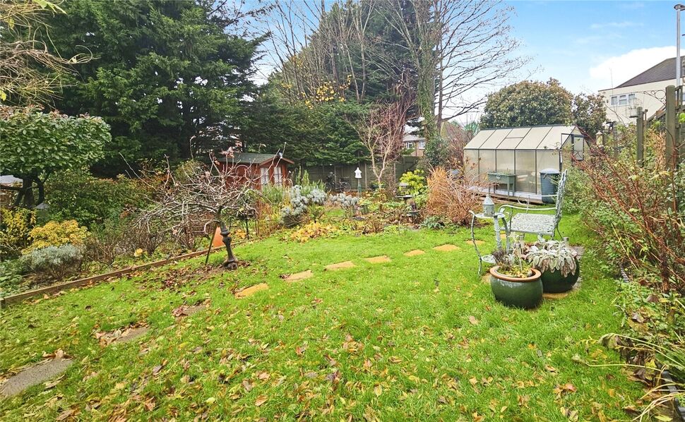 3 bedroom Semi Detached House for sale, Cedar Walk, Cornerhall, Hemel