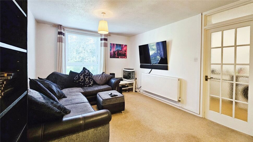 Main image of 2 bedroom  Flat for sale, Bohemia, Hemel Hempstead, Hertfordshire, HP2