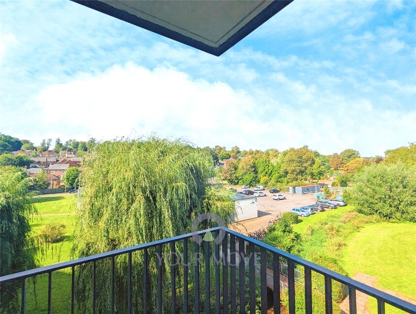 2 bedroom Flat to rent, Dacorum Way, Hemel Hempstead, HP1 £1,650 pcm