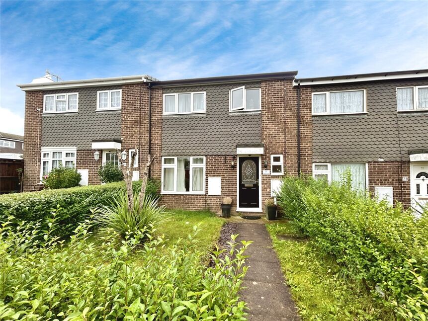 3 bedroom Mid Terrace House to rent, Lomond Road, Hemel Hempstead, HP2