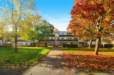 Livingstone Walk, 1 bedroom  Flat for sale, £185,000