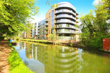 Longman House, 2 bedroom  Flat for sale, £310,000