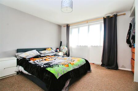 1 bedroom  Flat for sale