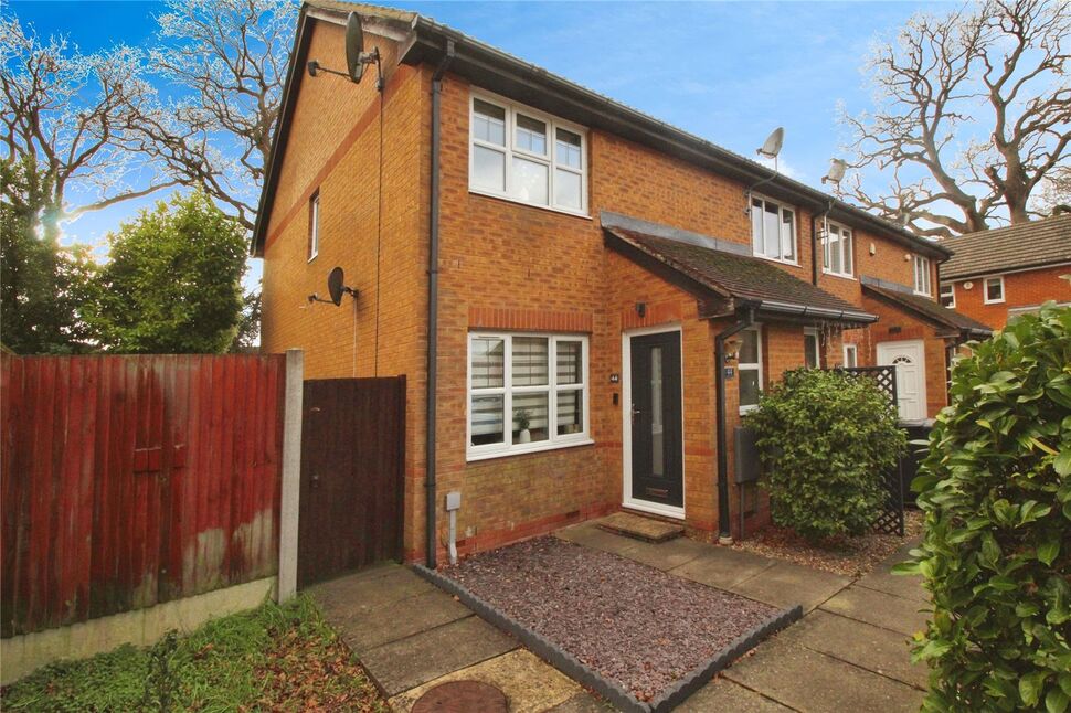 Main image of 2 bedroom End Terrace House for sale, Laureate Way, Hemel Hempstead, Hertfordshire, HP1