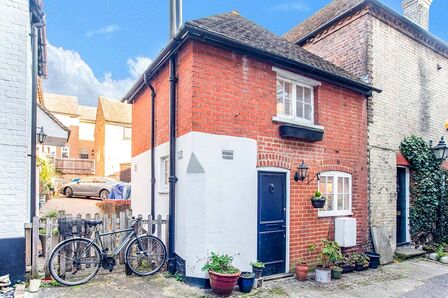 1 bedroom Semi Detached House for sale