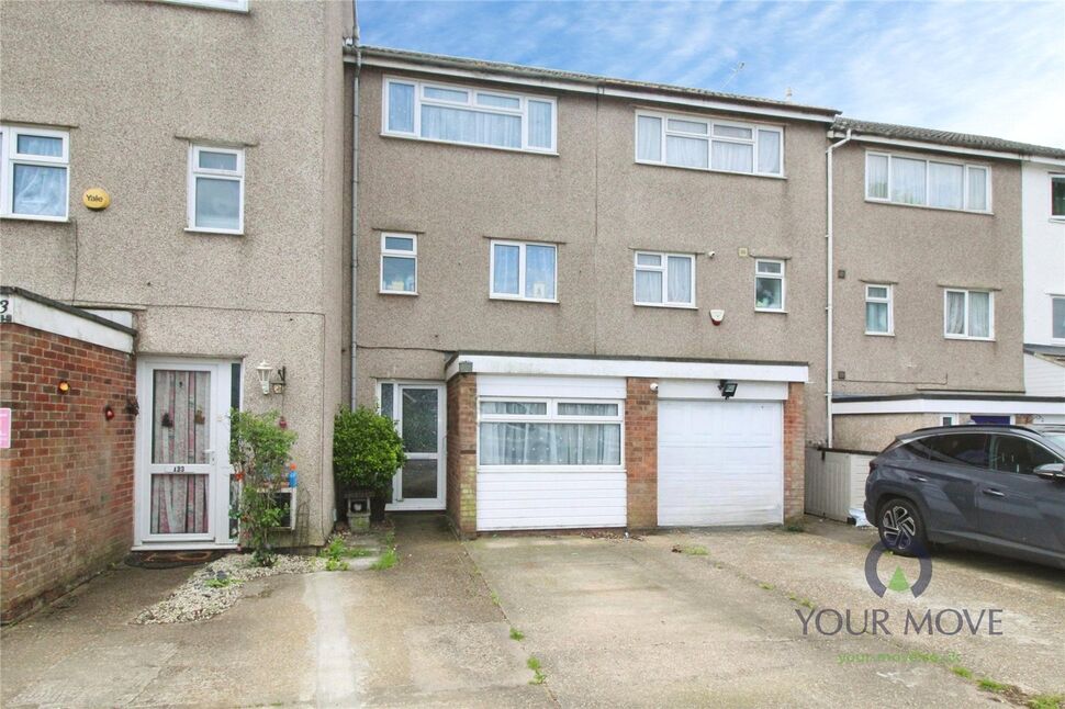 4 bedroom Mid Terrace House for sale