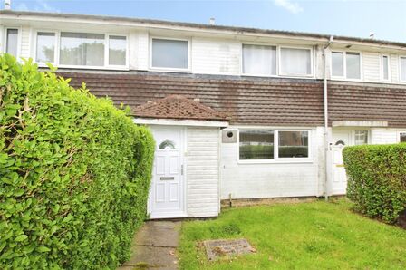 3 bedroom Mid Terrace House for sale