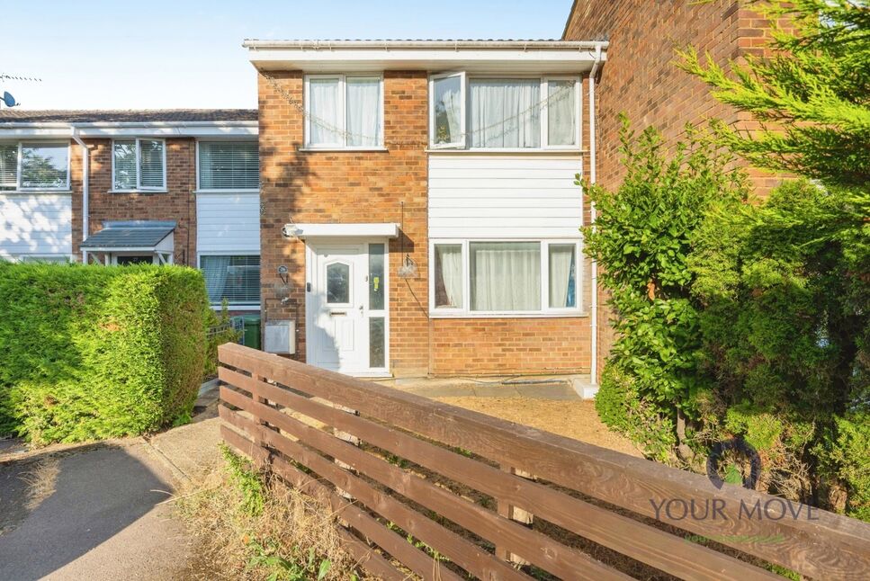 Main image of 3 bedroom Mid Terrace House for sale, Codicote Row, Hemel Hempstead, Hertfordshire, HP2